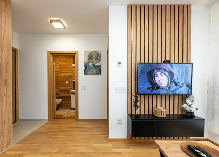 Victory 77 * زلاتيبور